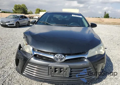 2015 Toyota Camry из США, поврежденный, VIN 4T4BF1FK2FR489221